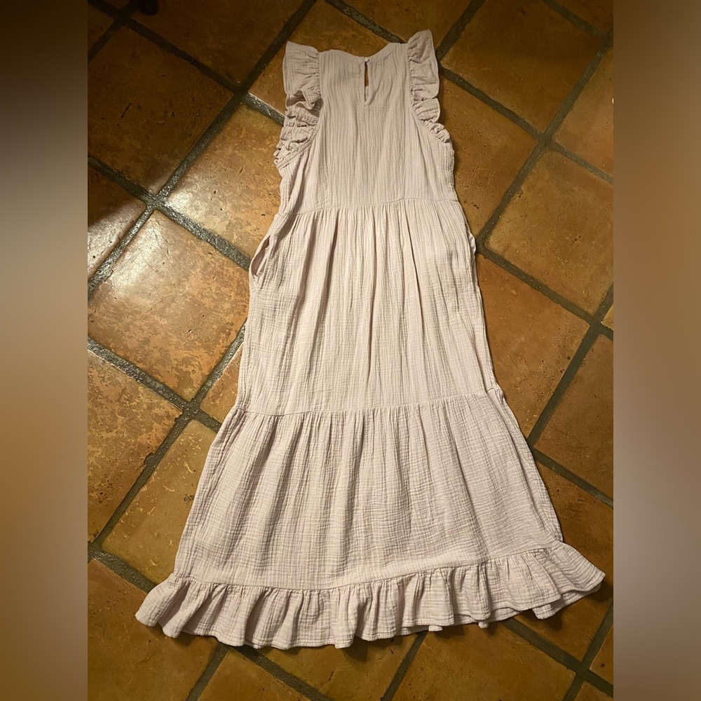 Universal Thread Cream Sleeveless Halter Maxi Dress